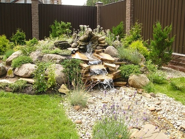 Декоративный водопад на садовом участке – как сделать своими руками (декоративный, водопад, садовый, участок, верхнем ярусе) водопад